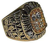 LOS ANGELES LAKERS (Kobe Bryant) 2001 NBA FINALS WORLD CHAMPIONS